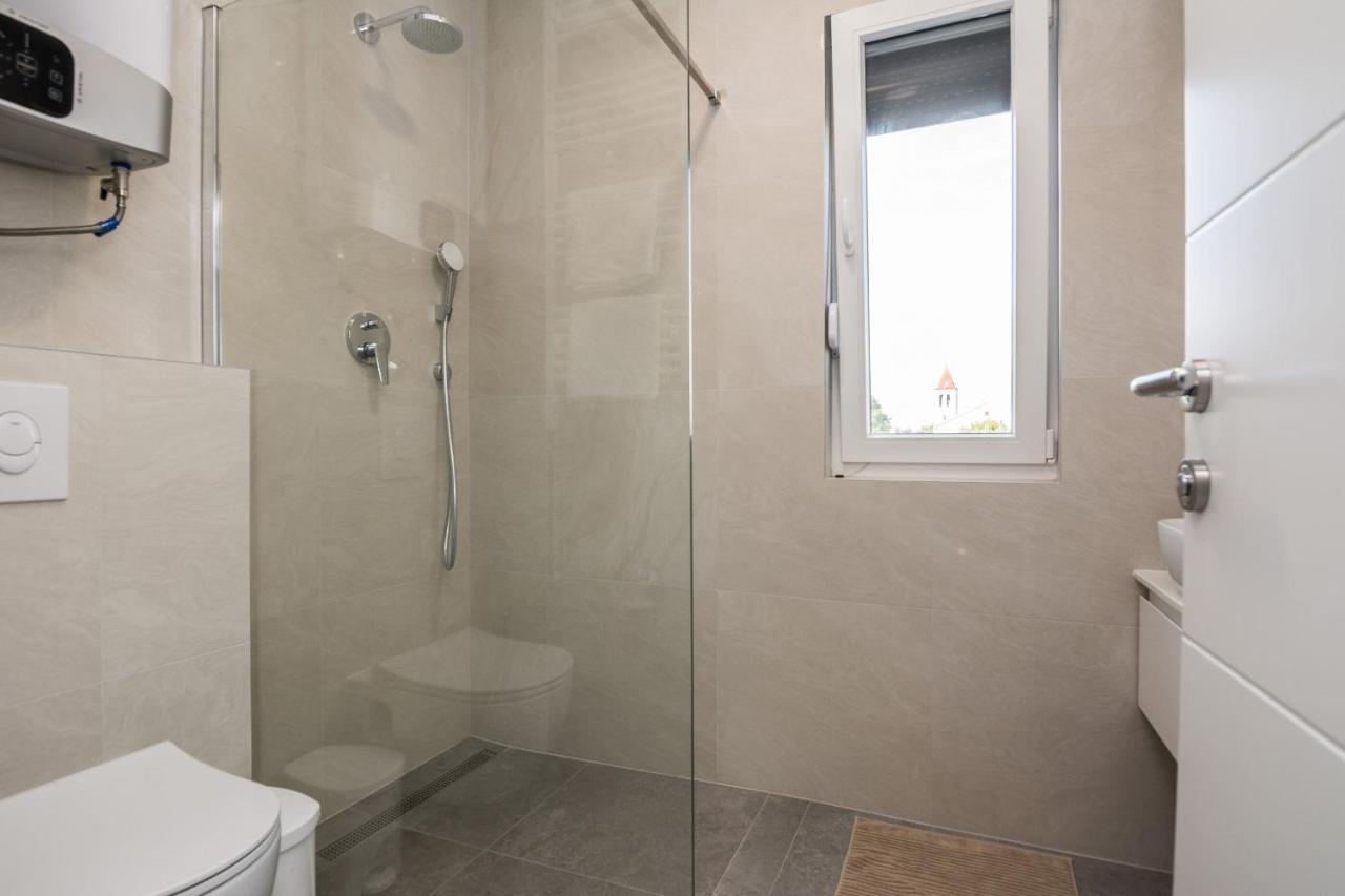 Apartment Spanic 1 Vir Exterior foto